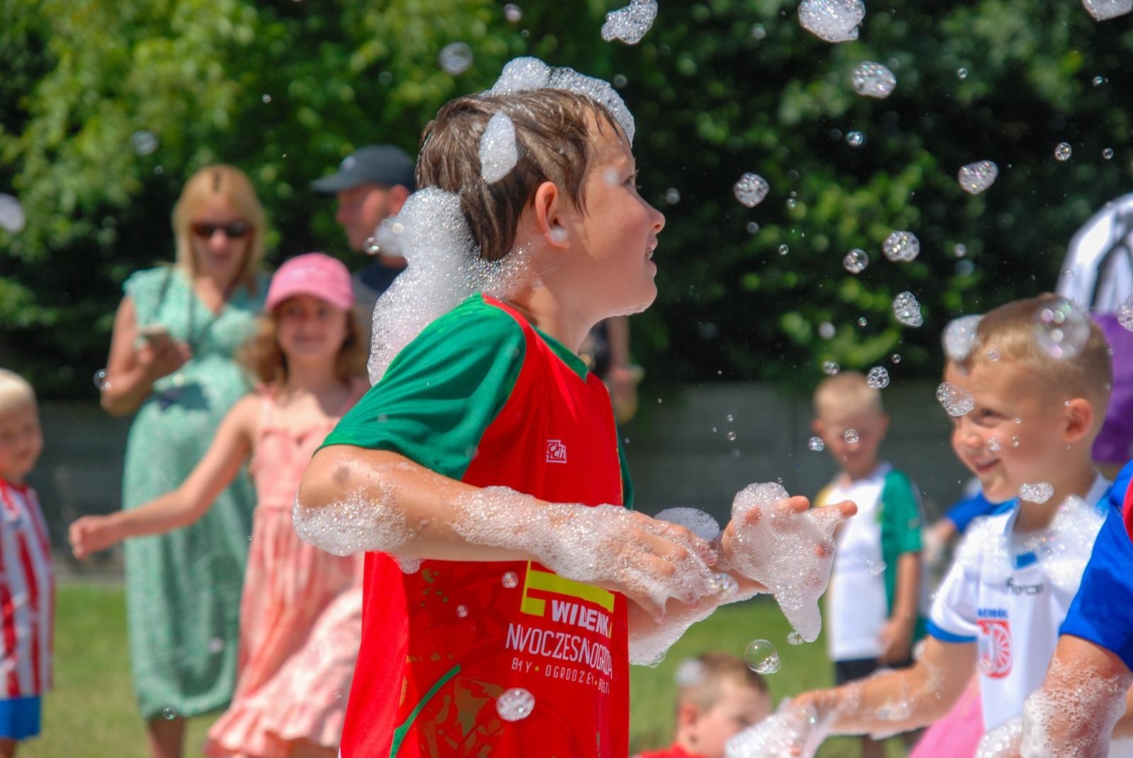 Zdjęcie w galerii na portalu naszraciborz.pl: Międzynarodowy turniej piłkarski w Nędzy – ponad 500 dzieci na boiskach wiadomości z regionu