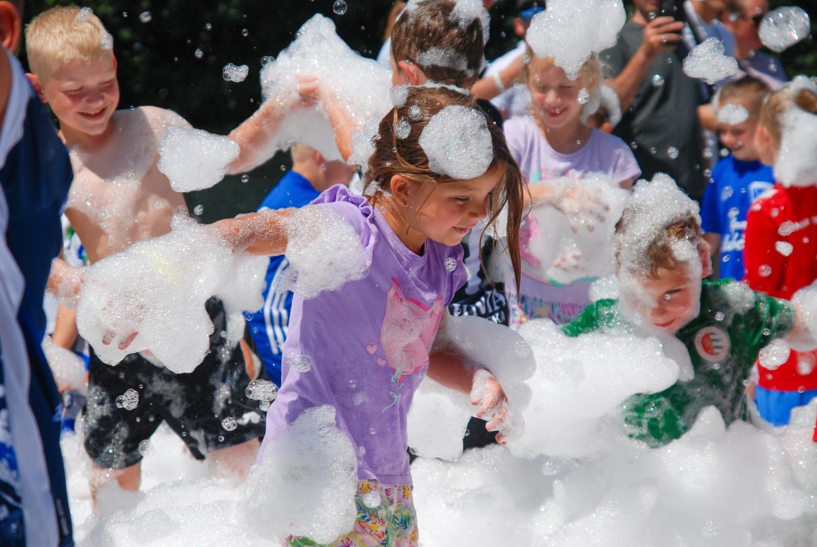 Zdjęcie w galerii na portalu naszraciborz.pl: Międzynarodowy turniej piłkarski w Nędzy – ponad 500 dzieci na boiskach wiadomości z regionu