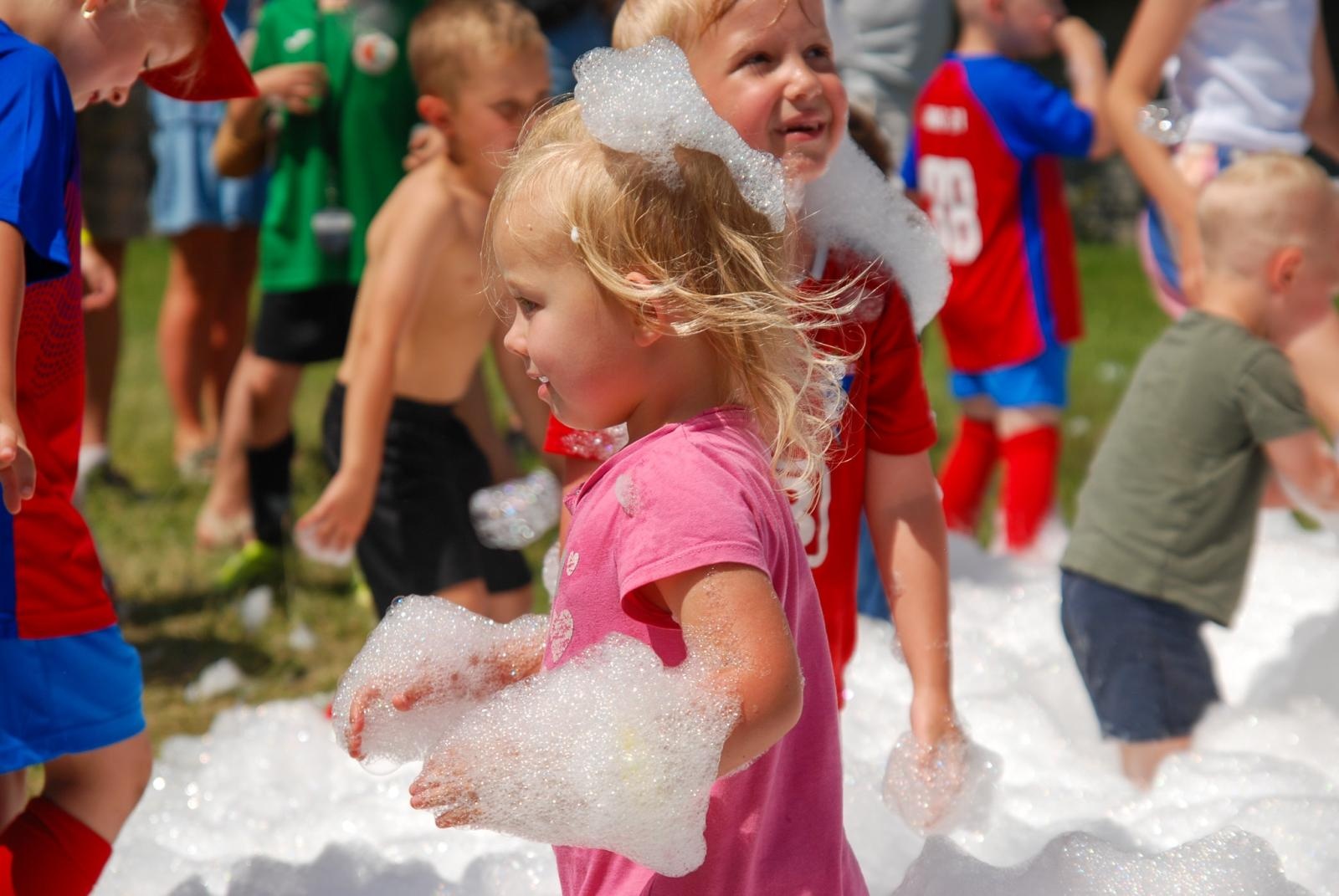 Zdjęcie w galerii na portalu naszraciborz.pl: Międzynarodowy turniej piłkarski w Nędzy – ponad 500 dzieci na boiskach wiadomości z regionu