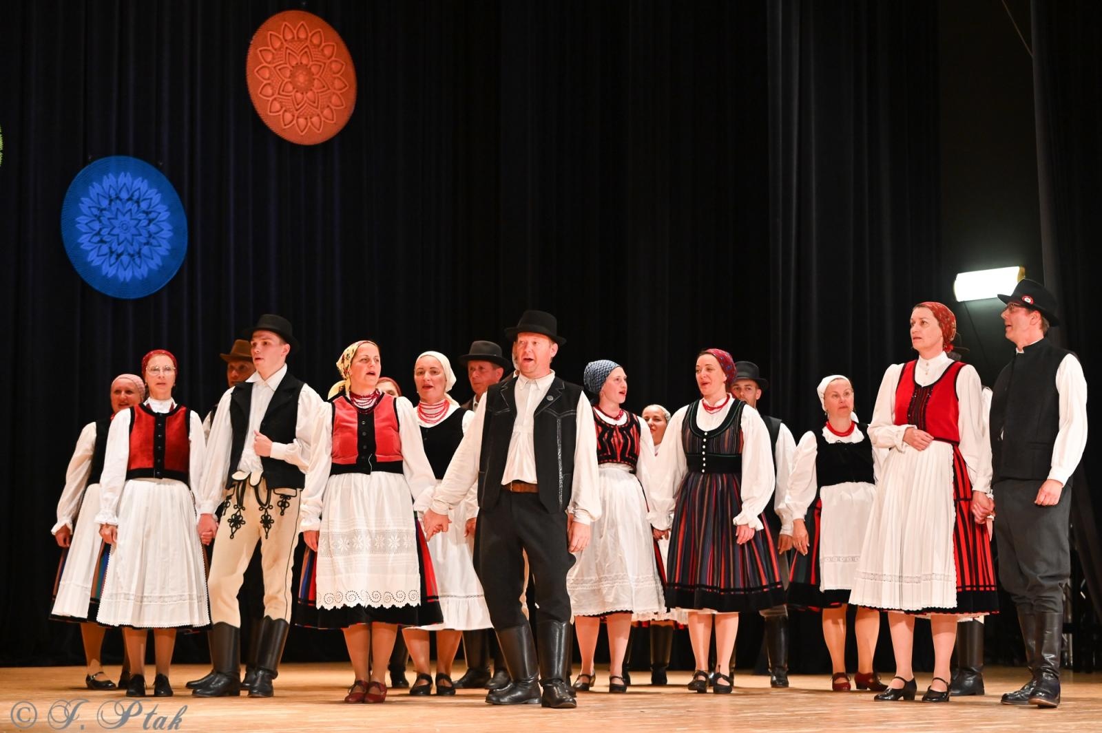 Zdjęcie w galerii na portalu naszraciborz.pl: Koncert w RCK zakończył XXIII Międzynarodowe Spotkania Artystyczne Śląsk – kraina wielu kultur wiadomości z regionu