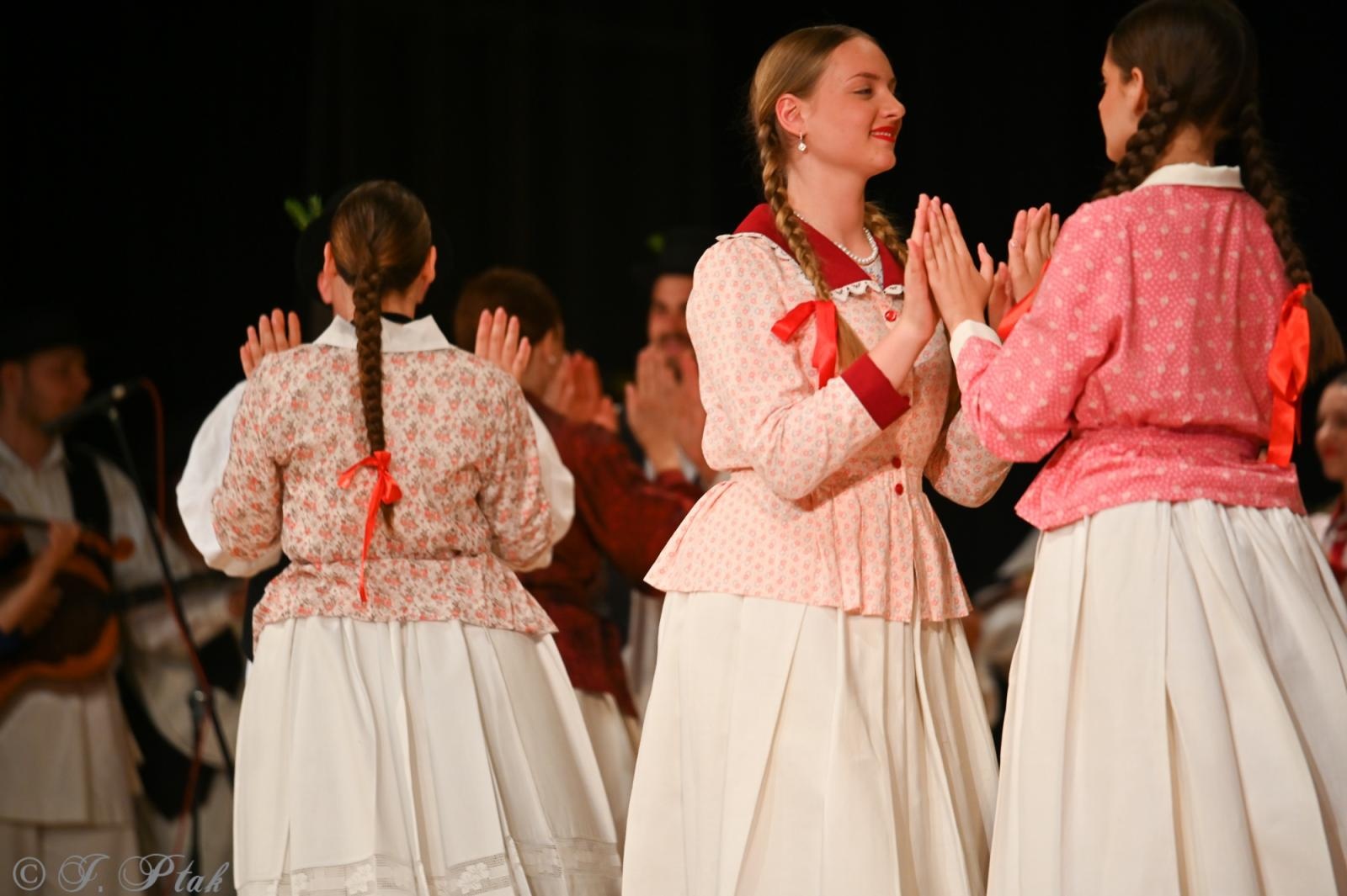Zdjęcie w galerii na portalu naszraciborz.pl: Koncert w RCK zakończył XXIII Międzynarodowe Spotkania Artystyczne Śląsk – kraina wielu kultur wiadomości z regionu