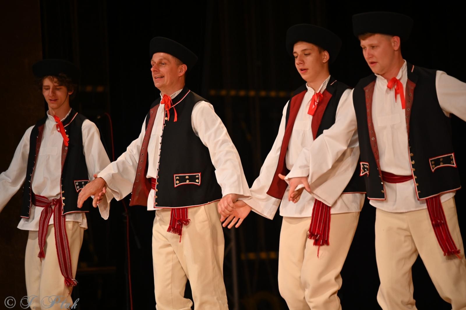 Zdjęcie w galerii na portalu naszraciborz.pl: Koncert w RCK zakończył XXIII Międzynarodowe Spotkania Artystyczne Śląsk – kraina wielu kultur wiadomości z regionu