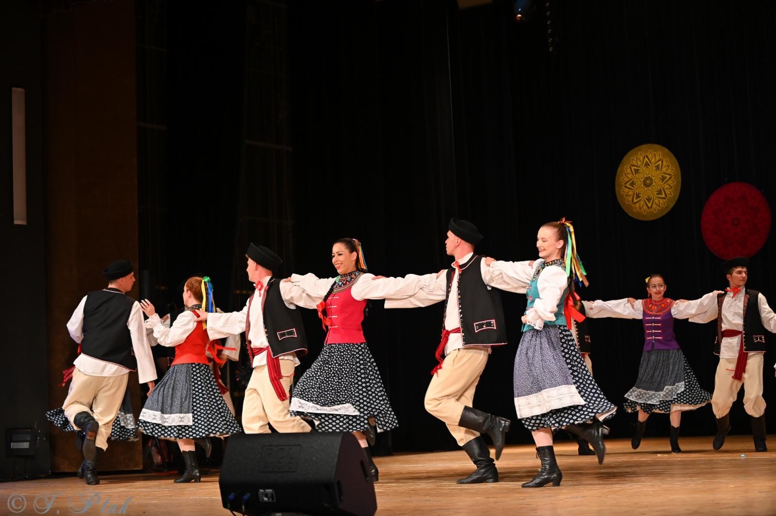 Zdjęcie w galerii na portalu naszraciborz.pl: Koncert w RCK zakończył XXIII Międzynarodowe Spotkania Artystyczne Śląsk – kraina wielu kultur wiadomości z regionu