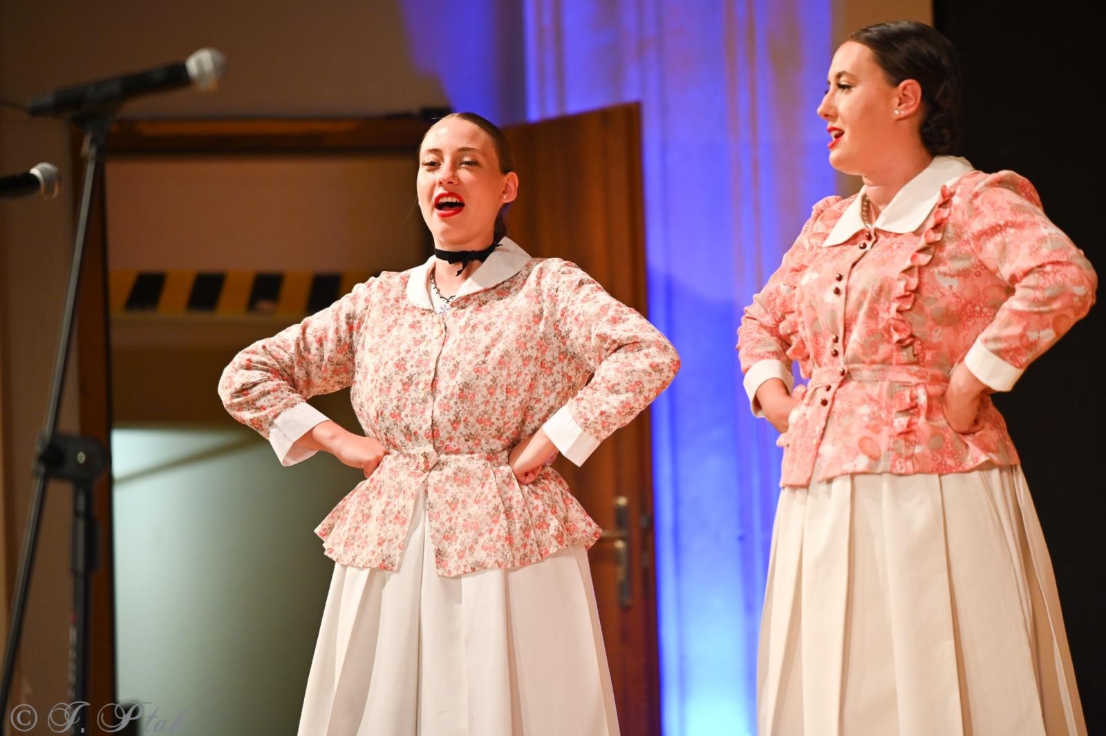 Zdjęcie w galerii na portalu naszraciborz.pl: Koncert w RCK zakończył XXIII Międzynarodowe Spotkania Artystyczne Śląsk – kraina wielu kultur wiadomości z regionu