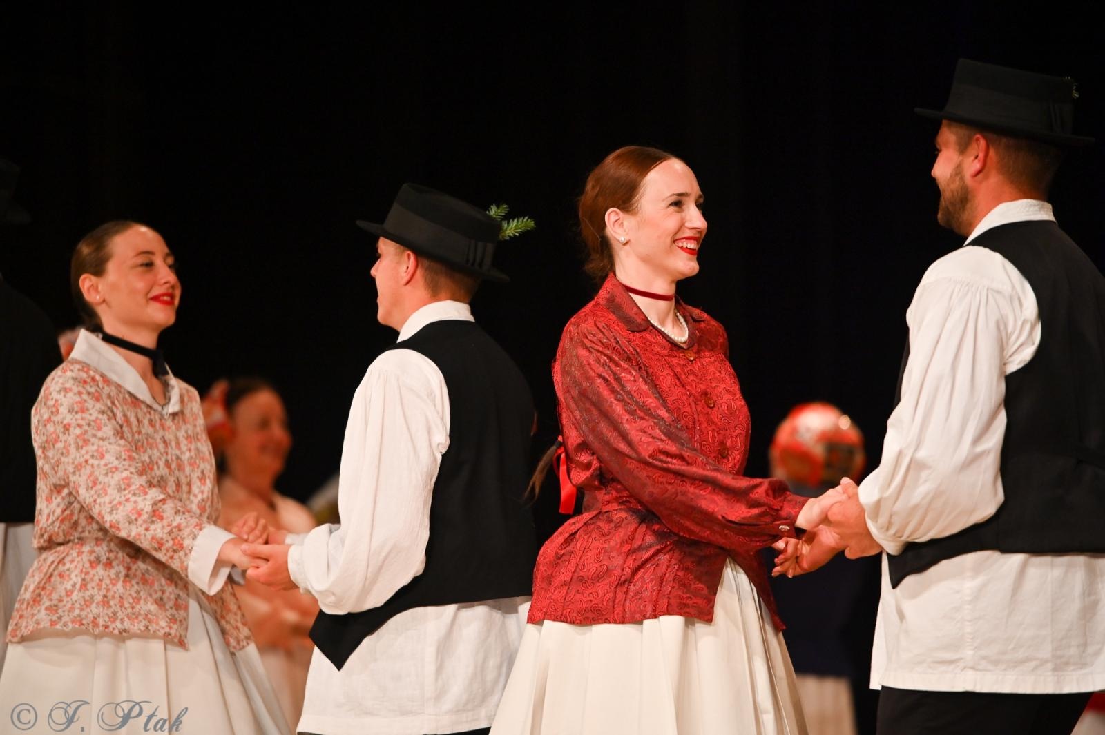 Zdjęcie w galerii na portalu naszraciborz.pl: Koncert w RCK zakończył XXIII Międzynarodowe Spotkania Artystyczne Śląsk – kraina wielu kultur wiadomości z regionu