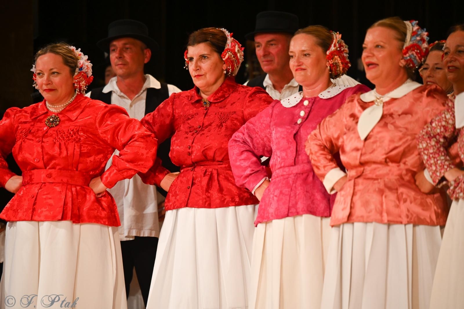 Zdjęcie w galerii na portalu naszraciborz.pl: Koncert w RCK zakończył XXIII Międzynarodowe Spotkania Artystyczne Śląsk – kraina wielu kultur wiadomości z regionu