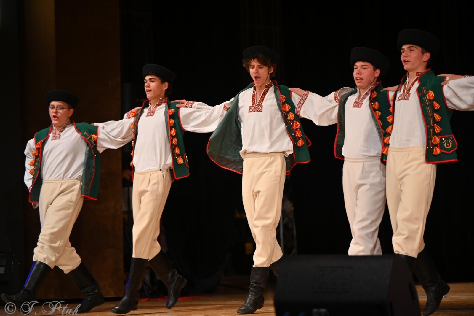 Zdjęcie w galerii na portalu naszraciborz.pl: Koncert w RCK zakończył XXIII Międzynarodowe Spotkania Artystyczne Śląsk – kraina wielu kultur wiadomości z regionu