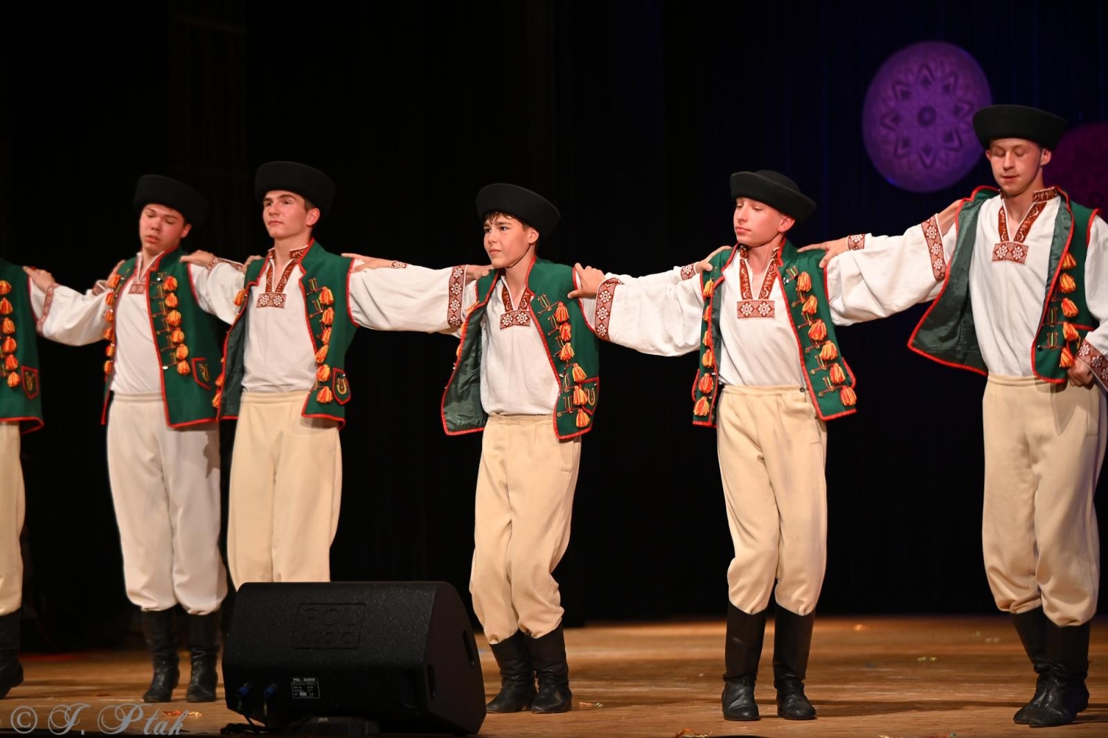 Zdjęcie w galerii na portalu naszraciborz.pl: Koncert w RCK zakończył XXIII Międzynarodowe Spotkania Artystyczne Śląsk – kraina wielu kultur wiadomości z regionu