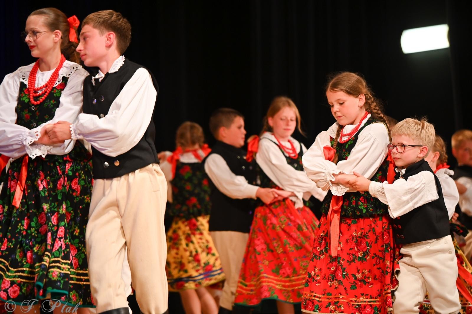 Zdjęcie w galerii na portalu naszraciborz.pl: Koncert w RCK zakończył XXIII Międzynarodowe Spotkania Artystyczne Śląsk – kraina wielu kultur wiadomości z regionu