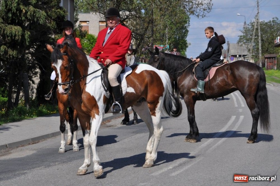 Zdjęcie w galerii na portalu naszraciborz.pl: Procesja ku czci świętego Floriana wiadomości z regionu