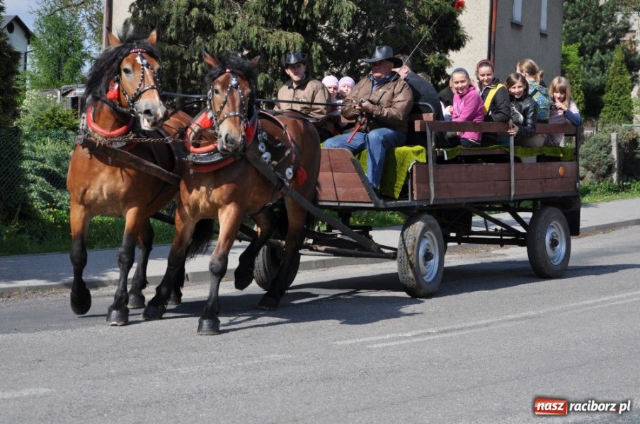 Zdjęcie w galerii na portalu naszraciborz.pl: Procesja ku czci świętego Floriana wiadomości z regionu