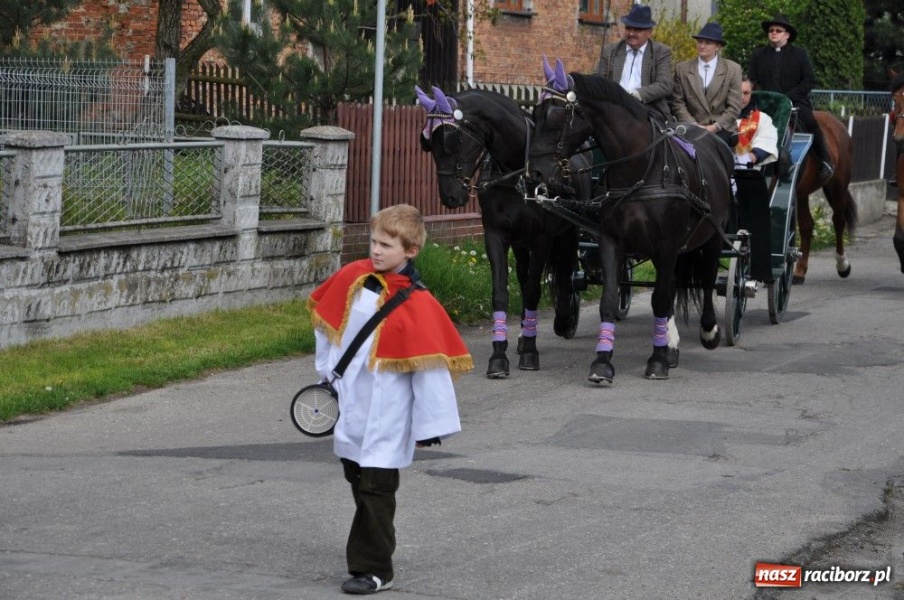Zdjęcie w galerii na portalu naszraciborz.pl: Procesja ku czci świętego Floriana wiadomości z regionu
