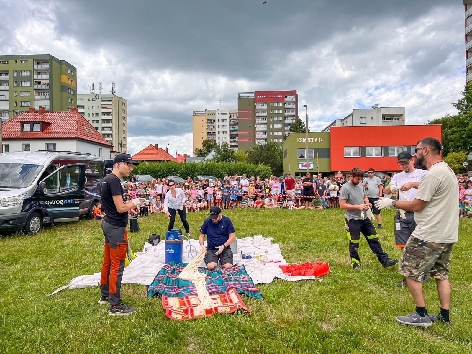 Zdjęcie w galerii na portalu naszraciborz.pl: Polak w kosmosie, balon z Ostroga w stratosferze [FOTO i WIDEO] wiadomości z regionu