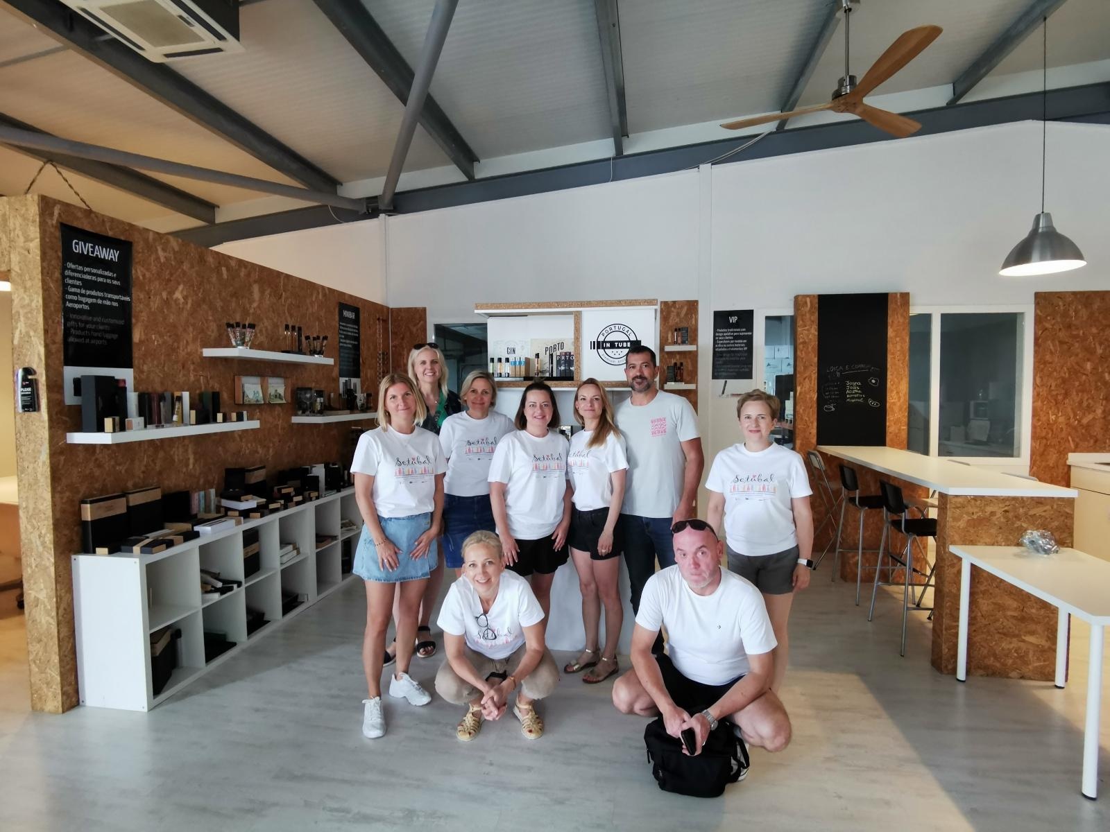 Zdjęcie w galerii na portalu naszraciborz.pl: Logistyka bez granic – nauczyciele Ekonomika po szkoleniu w Setúbalu wiadomości z regionu