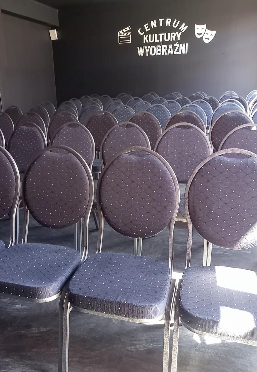 Zdjęcie w galerii na portalu naszraciborz.pl: Nowa scena, nowe możliwości – otwarcie Centrum Kultury i Wyobraźni w SP15 wiadomości z regionu