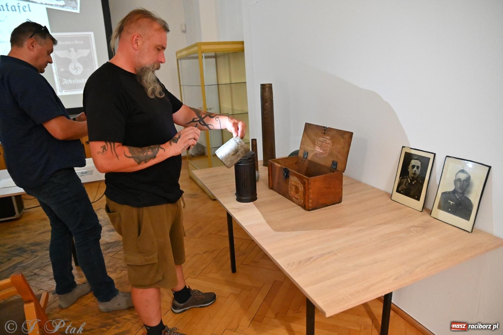 Zdjęcie w galerii na portalu naszraciborz.pl: Spotkanie z historią II wojny światowej – muzealne czwartkowe popołudnie wiadomości z regionu