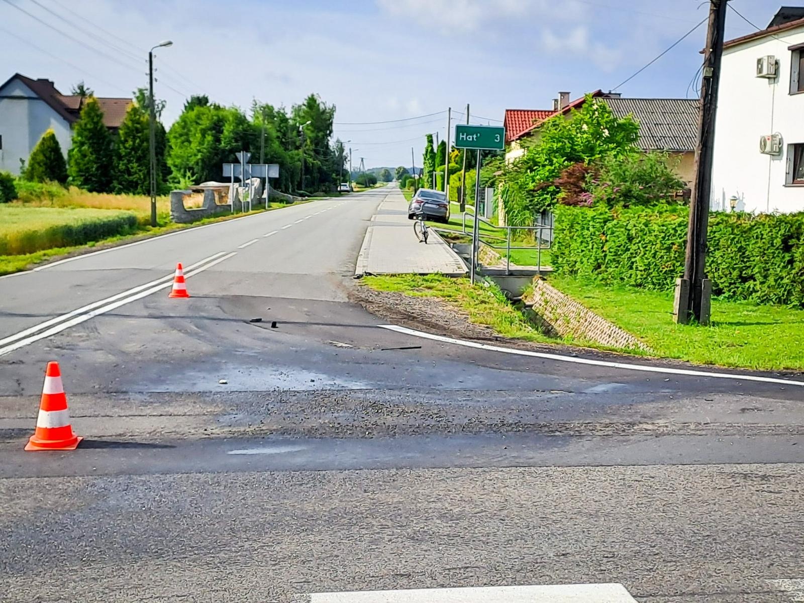 Zdjęcie w galerii na portalu naszraciborz.pl: Niebezpieczne zderzenie w Tworkowie, gazowy wyciek w Raciborzu i zaskroniec w Kornowacu – strażacki bilans dnia wiadomości z regionu