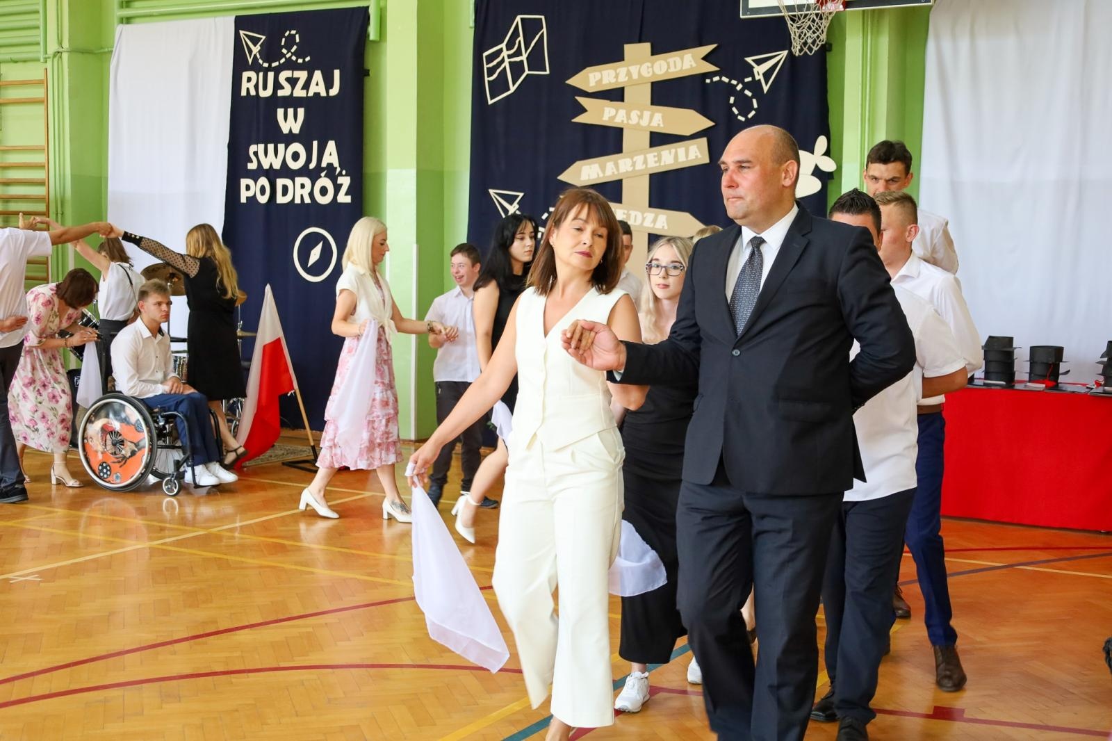 Zdjęcie w galerii na portalu naszraciborz.pl: Radość, wzruszenia i plany na lato – powiatowe zakończenie roku w Zespole Szkół Specjalnych w Raciborzu wiadomości z regionu