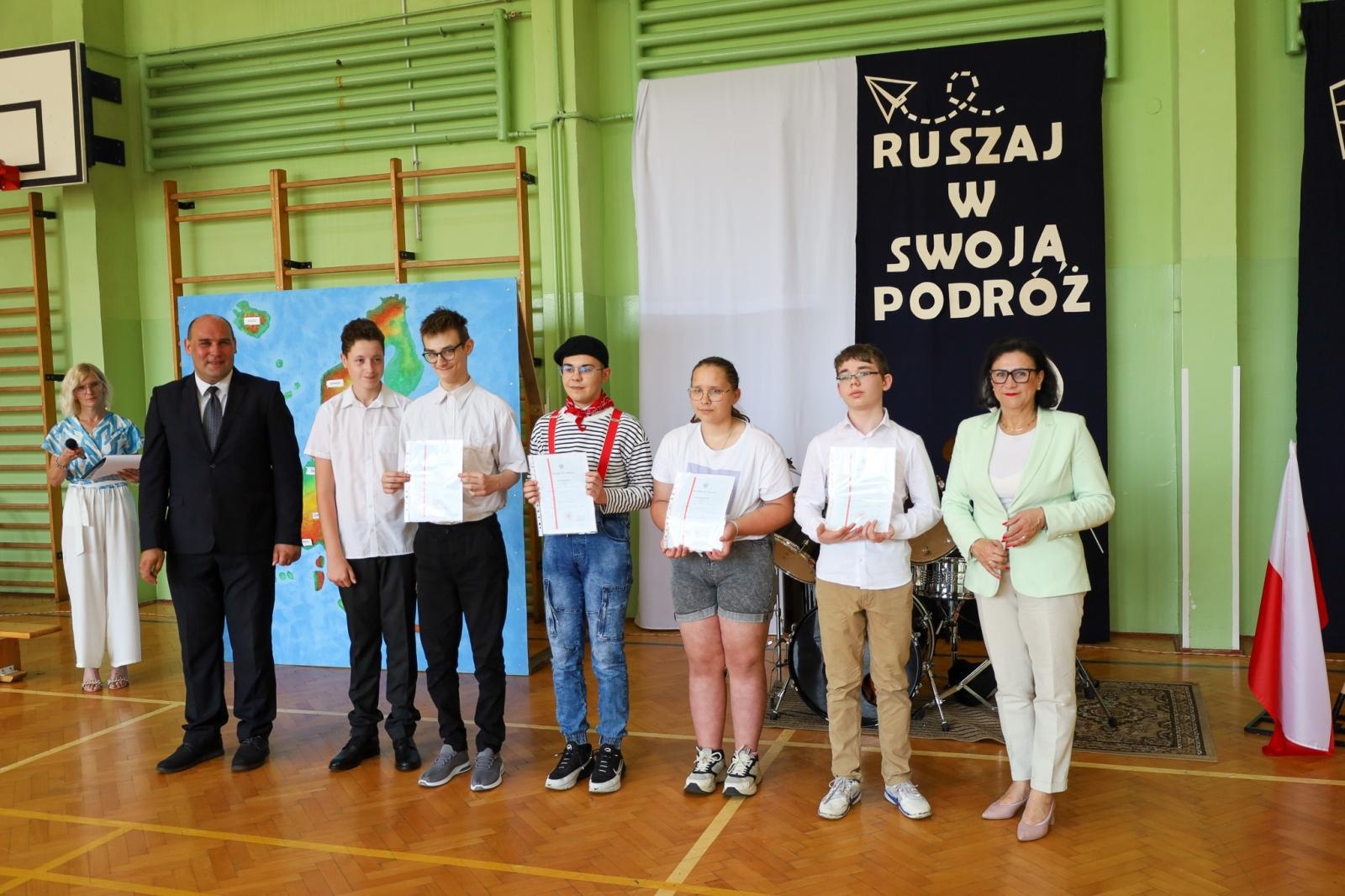 Zdjęcie w galerii na portalu naszraciborz.pl: Radość, wzruszenia i plany na lato – powiatowe zakończenie roku w Zespole Szkół Specjalnych w Raciborzu wiadomości z regionu