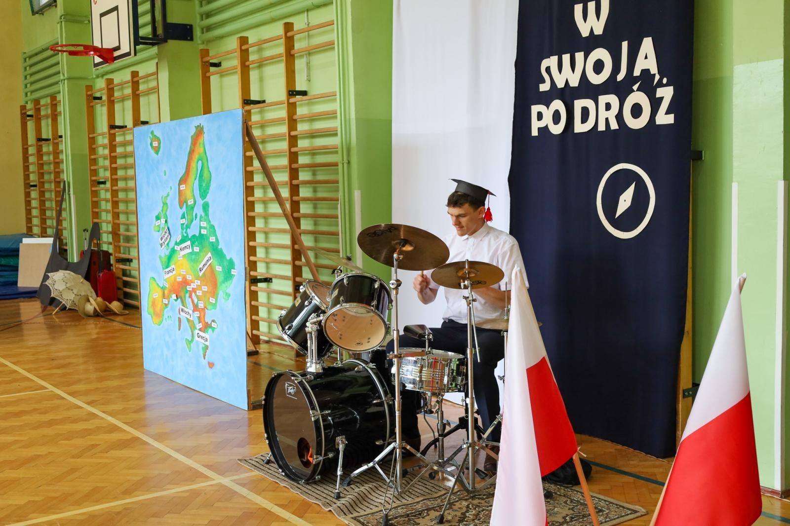 Zdjęcie w galerii na portalu naszraciborz.pl: Radość, wzruszenia i plany na lato – powiatowe zakończenie roku w Zespole Szkół Specjalnych w Raciborzu wiadomości z regionu