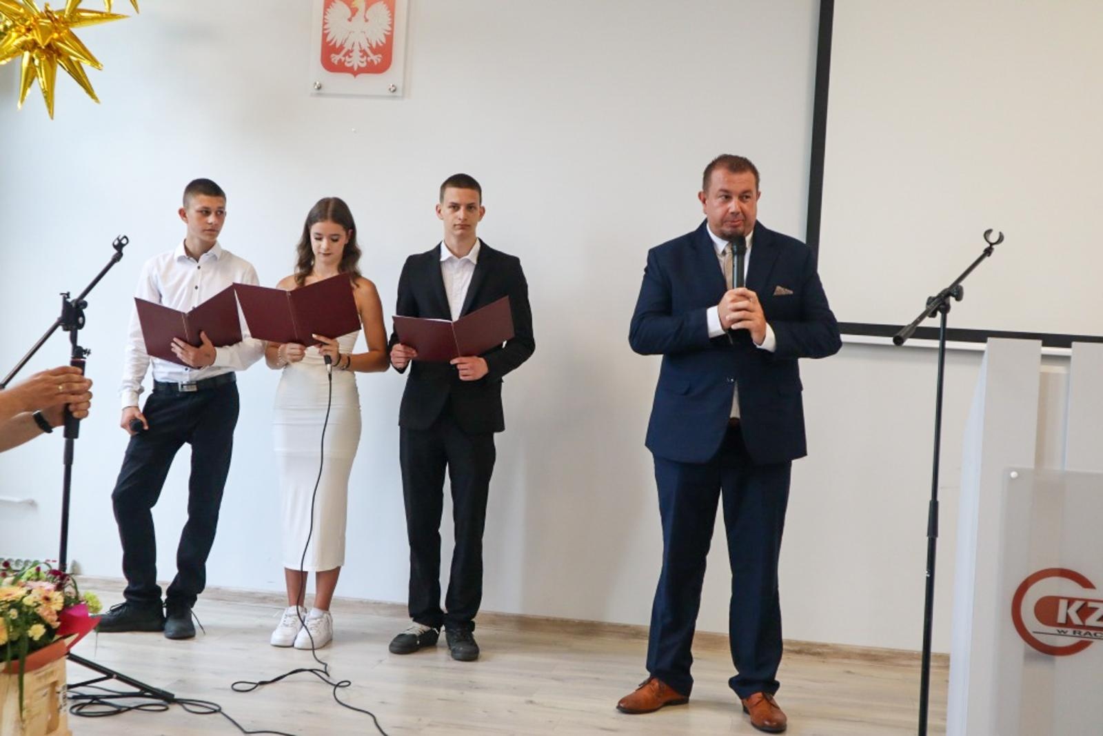 Zdjęcie w galerii na portalu naszraciborz.pl: Zakończenie roku szkolnego 2024/2025 w CKZiU Nr 1 w Raciborzu wiadomości z regionu