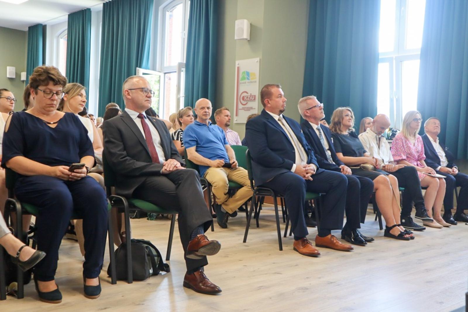 Zdjęcie w galerii na portalu naszraciborz.pl: Zakończenie roku szkolnego 2024/2025 w CKZiU Nr 1 w Raciborzu wiadomości z regionu