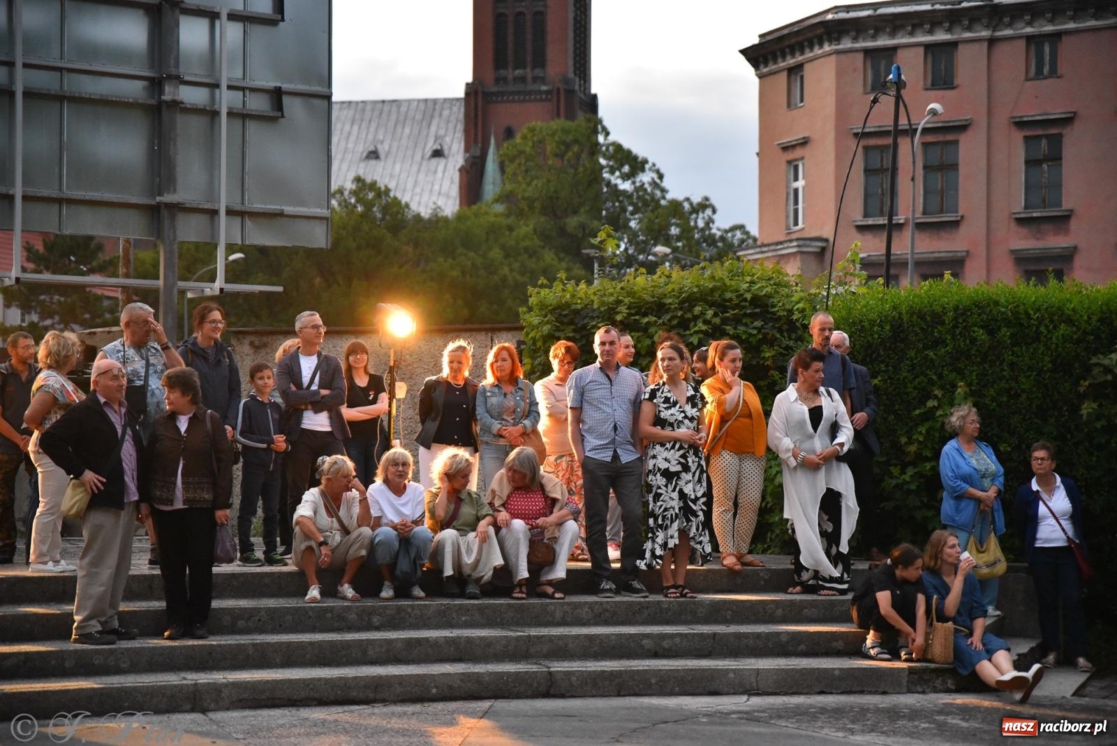 Zdjęcie w galerii na portalu naszraciborz.pl: III Noc Kultury Pod Strzechą – Raciborskie Centrum Kultury zaskoczyło po raz kolejny wiadomości z regionu