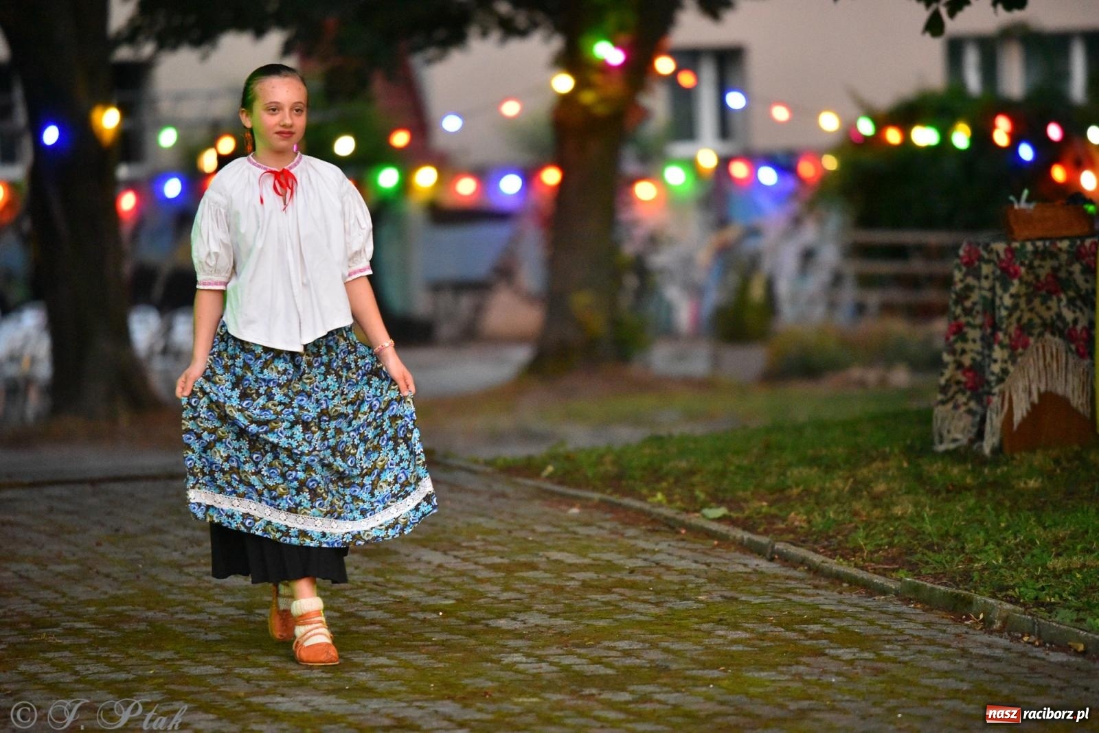 Zdjęcie w galerii na portalu naszraciborz.pl: III Noc Kultury Pod Strzechą – Raciborskie Centrum Kultury zaskoczyło po raz kolejny wiadomości z regionu