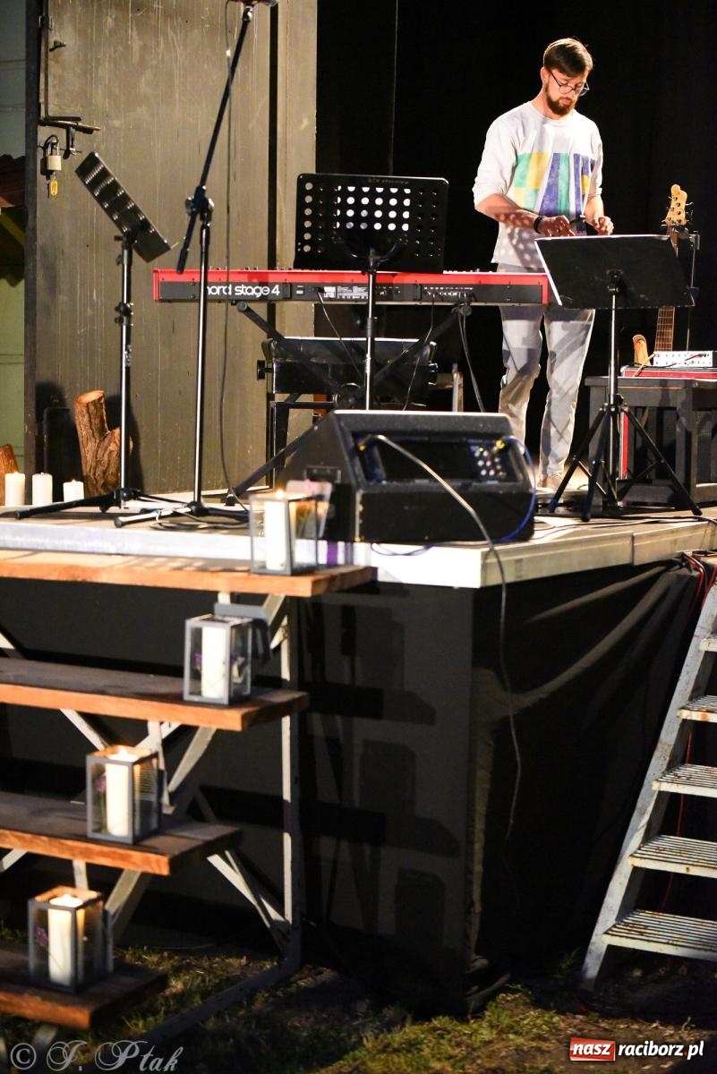 Zdjęcie w galerii na portalu naszraciborz.pl: III Noc Kultury Pod Strzechą – Raciborskie Centrum Kultury zaskoczyło po raz kolejny wiadomości z regionu