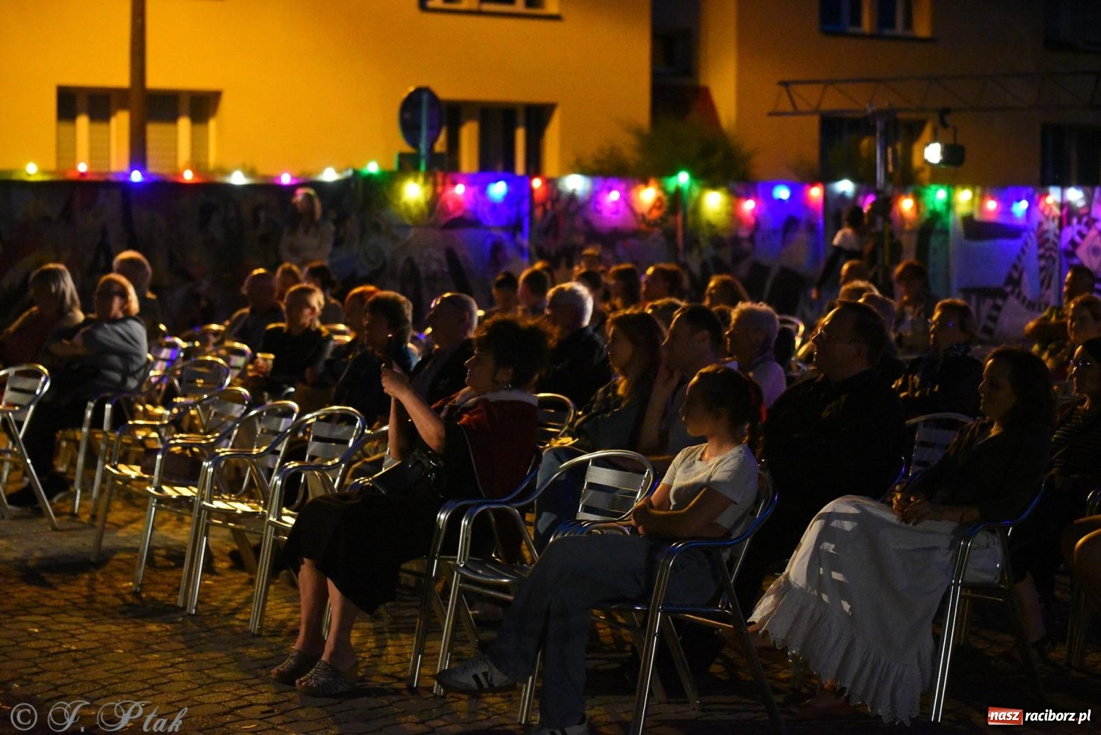 Zdjęcie w galerii na portalu naszraciborz.pl: III Noc Kultury Pod Strzechą – Raciborskie Centrum Kultury zaskoczyło po raz kolejny wiadomości z regionu