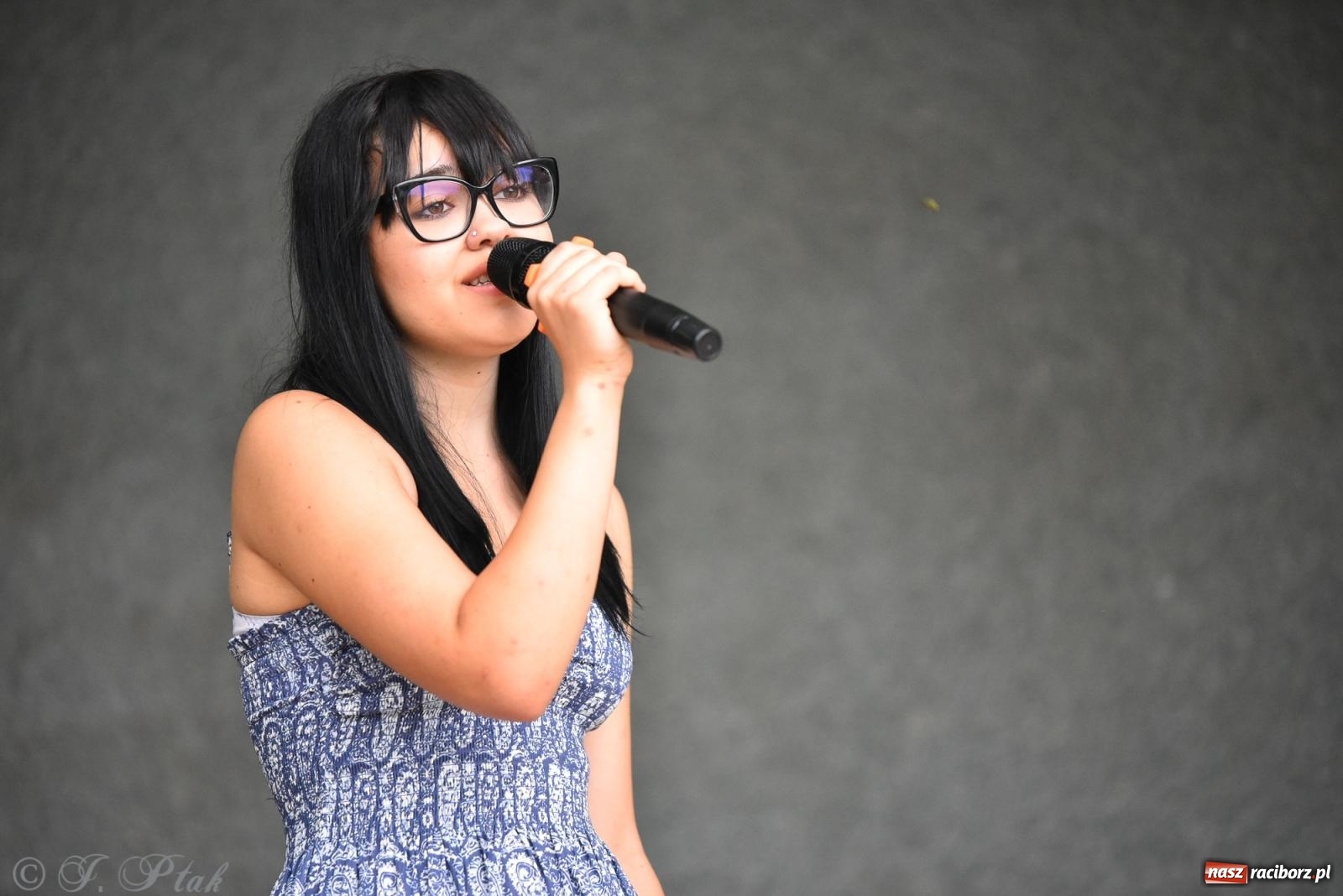 Zdjęcie w galerii na portalu naszraciborz.pl: Muzyczne rozpoczęcie wakacji w Parku im. Miasta Roth wiadomości z regionu