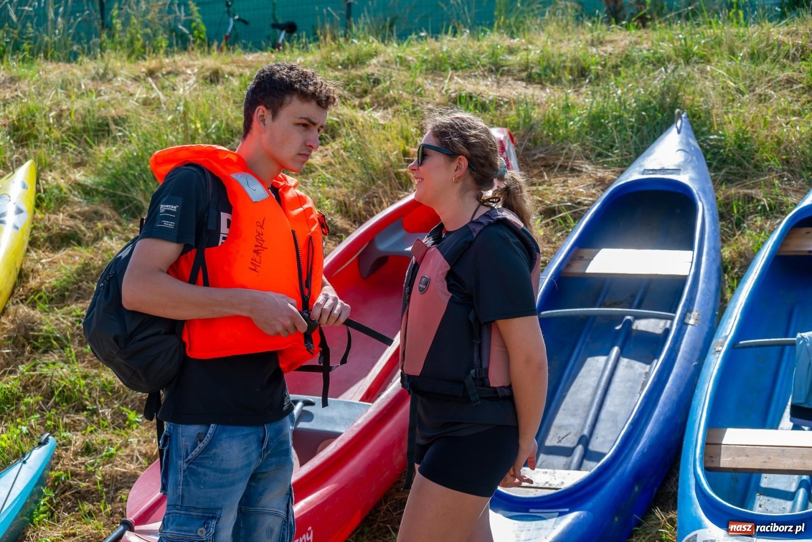 Zdjęcie w galerii na portalu naszraciborz.pl: Odra oficjalnie otwarta dla wodniaków. Spływ Granicznymi Meandrami Odry [FOTO i WIDEO] wiadomości z regionu