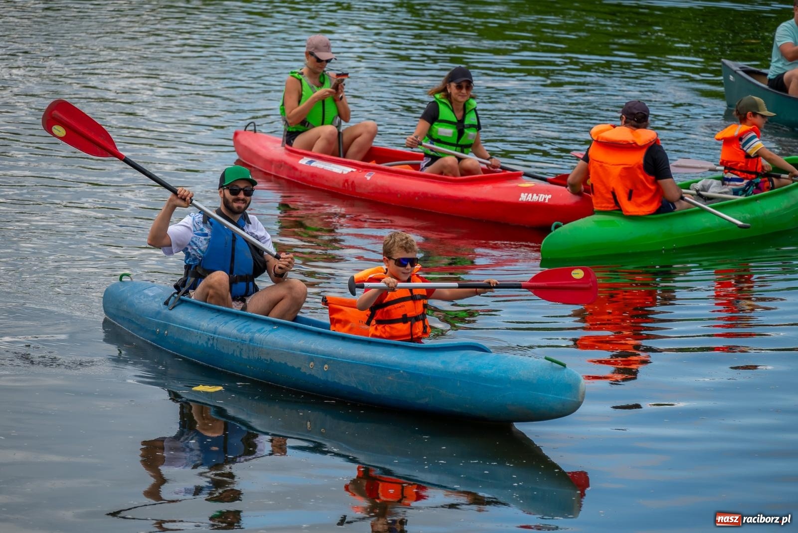 Zdjęcie w galerii na portalu naszraciborz.pl: Odra oficjalnie otwarta dla wodniaków. Spływ Granicznymi Meandrami Odry [FOTO i WIDEO] wiadomości z regionu
