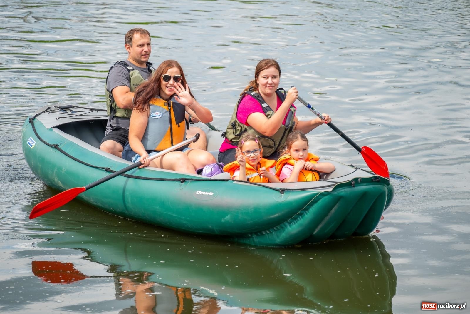 Zdjęcie w galerii na portalu naszraciborz.pl: Odra oficjalnie otwarta dla wodniaków. Spływ Granicznymi Meandrami Odry [FOTO i WIDEO] wiadomości z regionu