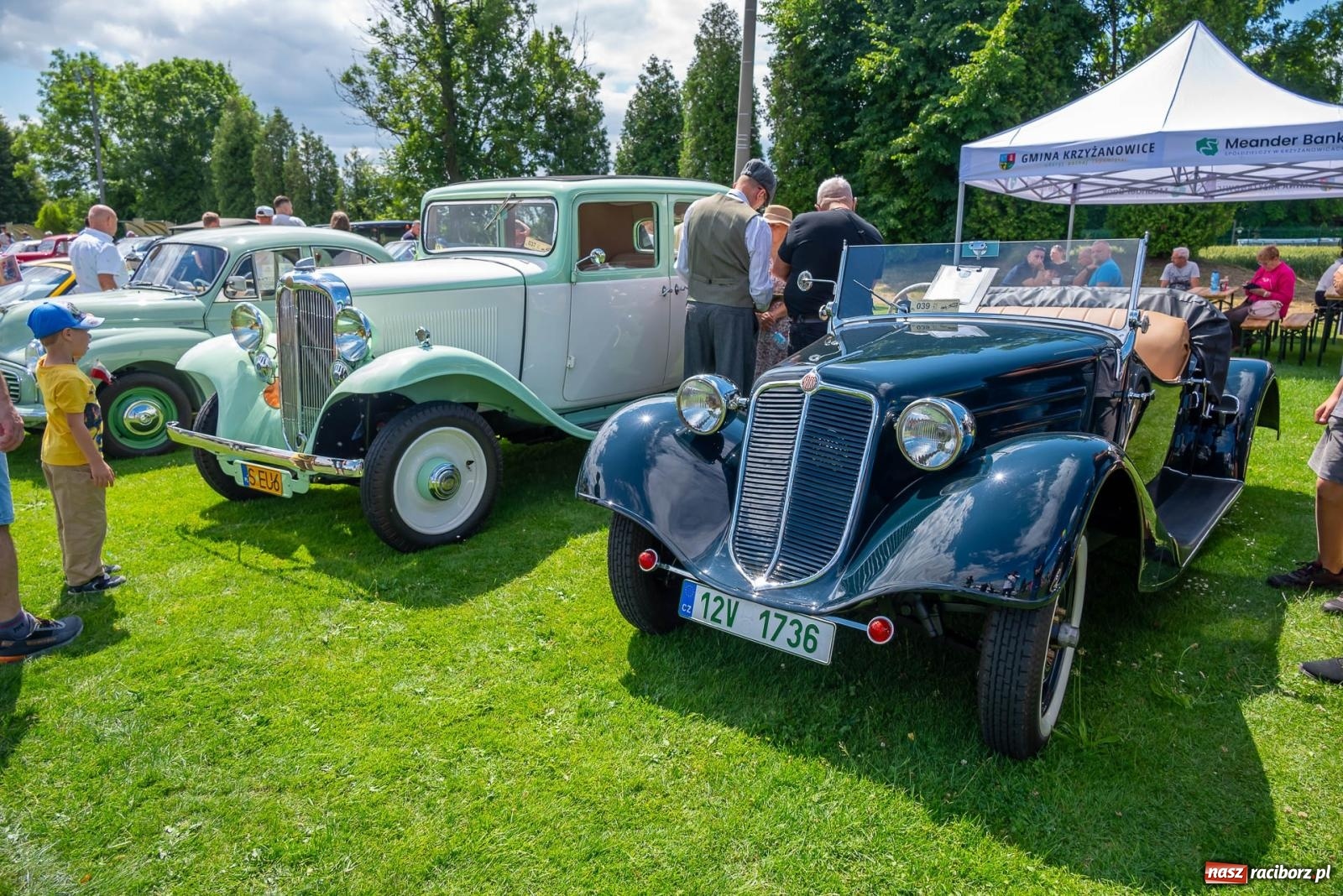 Zdjęcie w galerii na portalu naszraciborz.pl: XVI Międzynarodowy Zlot Pojazdów Zabytkowych w Zabełkowie [FOTO i WIDEO] wiadomości z regionu