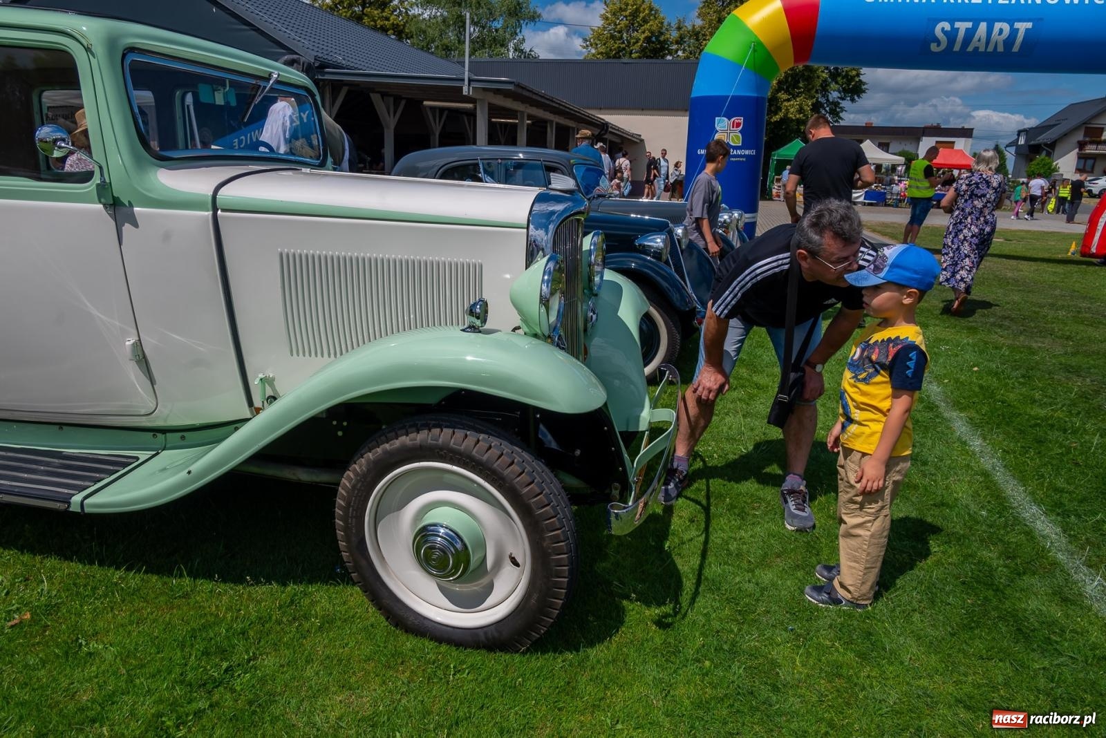 Zdjęcie w galerii na portalu naszraciborz.pl: XVI Międzynarodowy Zlot Pojazdów Zabytkowych w Zabełkowie [FOTO i WIDEO] wiadomości z regionu