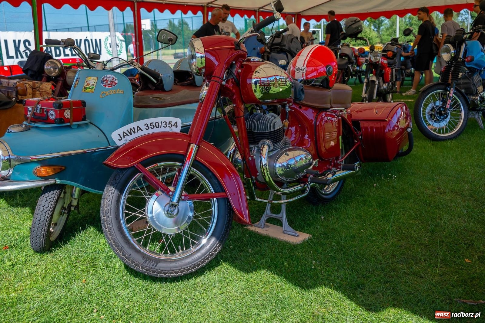 Zdjęcie w galerii na portalu naszraciborz.pl: XVI Międzynarodowy Zlot Pojazdów Zabytkowych w Zabełkowie [FOTO i WIDEO] wiadomości z regionu