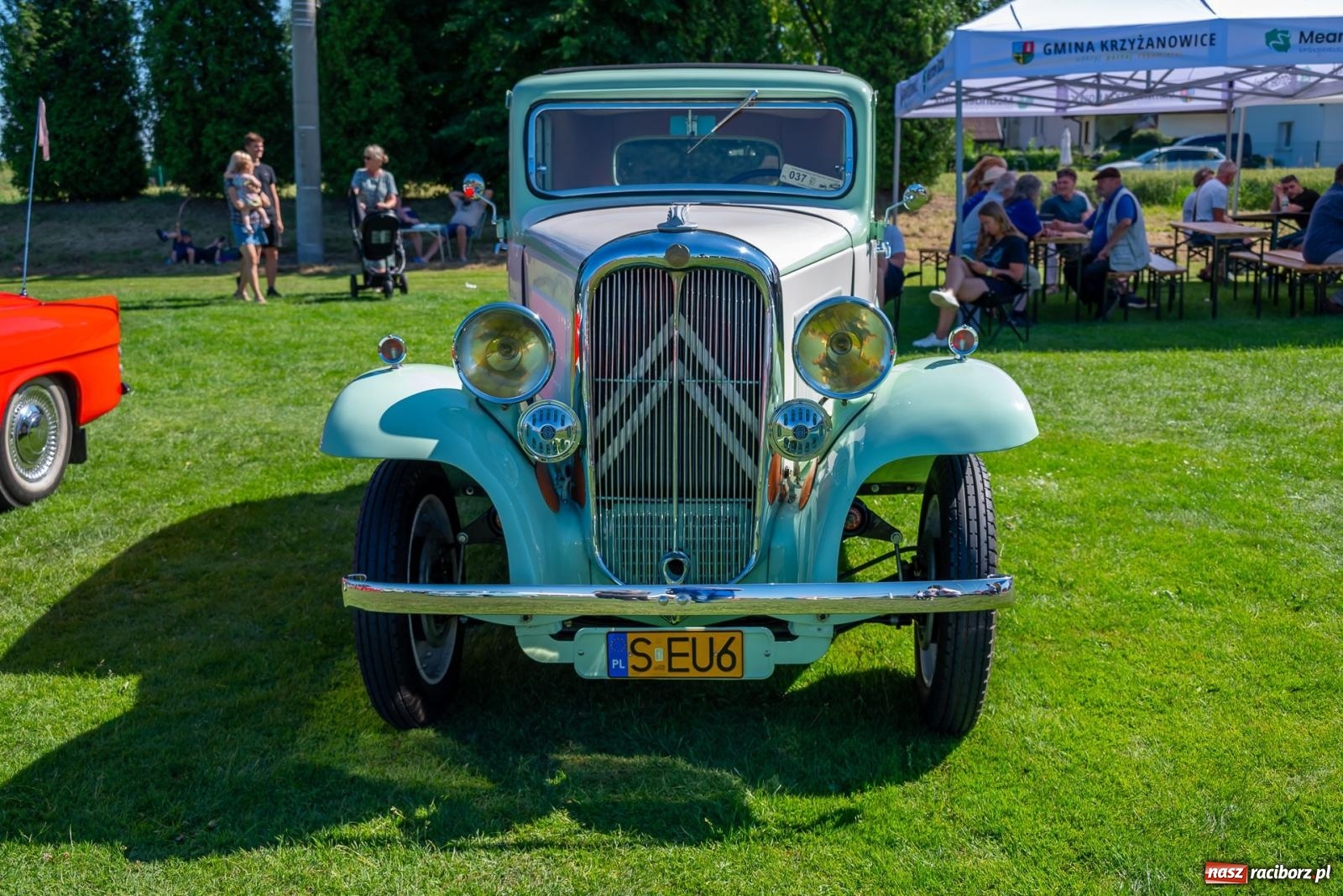Zdjęcie w galerii na portalu naszraciborz.pl: XVI Międzynarodowy Zlot Pojazdów Zabytkowych w Zabełkowie [FOTO i WIDEO] wiadomości z regionu