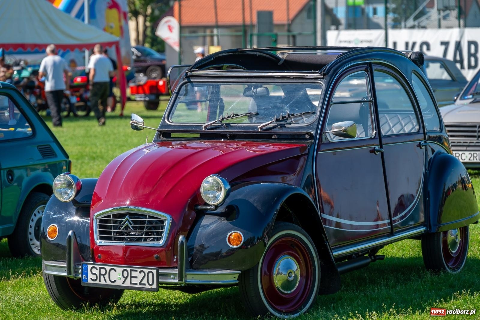 Zdjęcie w galerii na portalu naszraciborz.pl: XVI Międzynarodowy Zlot Pojazdów Zabytkowych w Zabełkowie [FOTO i WIDEO] wiadomości z regionu
