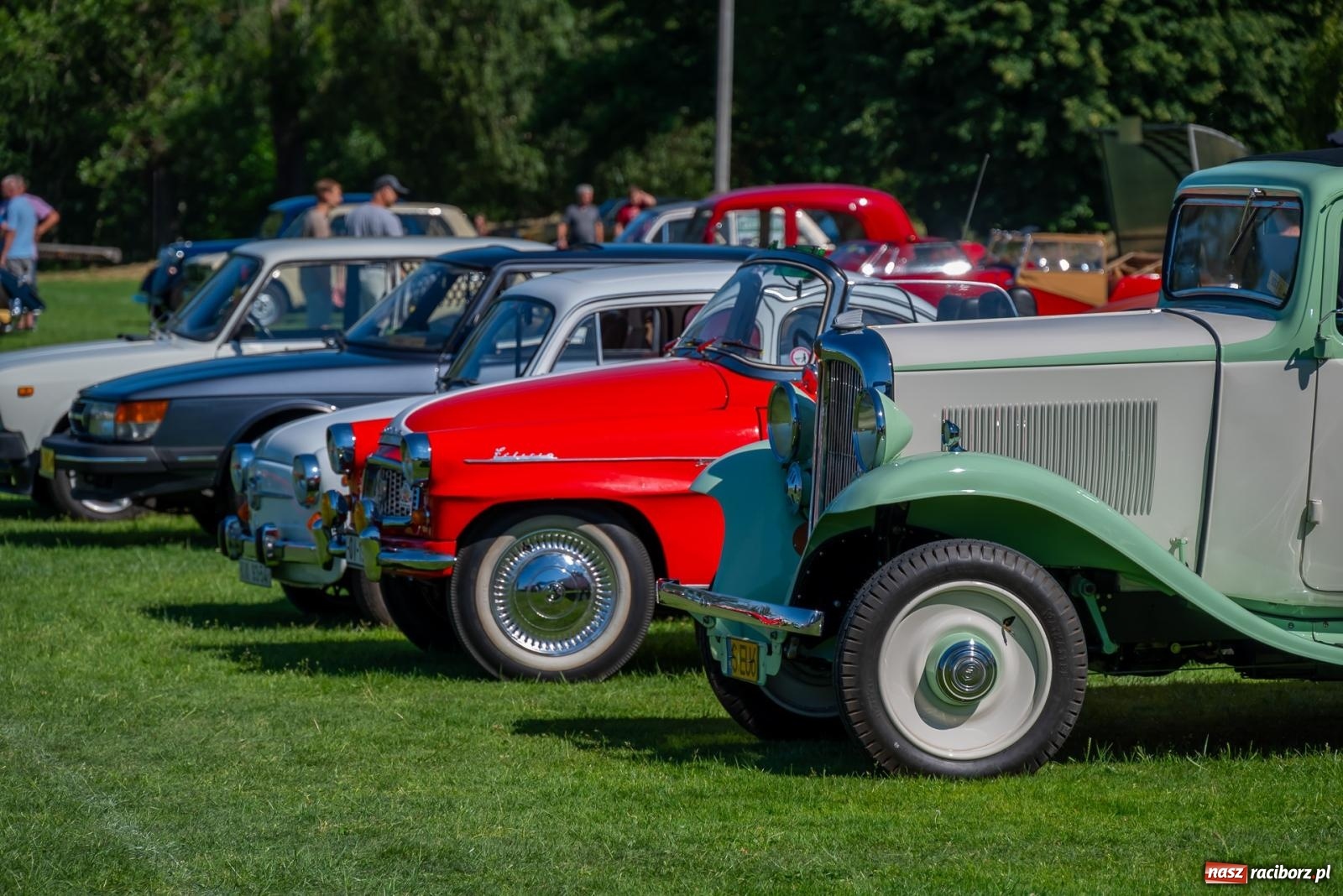 Zdjęcie w galerii na portalu naszraciborz.pl: XVI Międzynarodowy Zlot Pojazdów Zabytkowych w Zabełkowie [FOTO i WIDEO] wiadomości z regionu