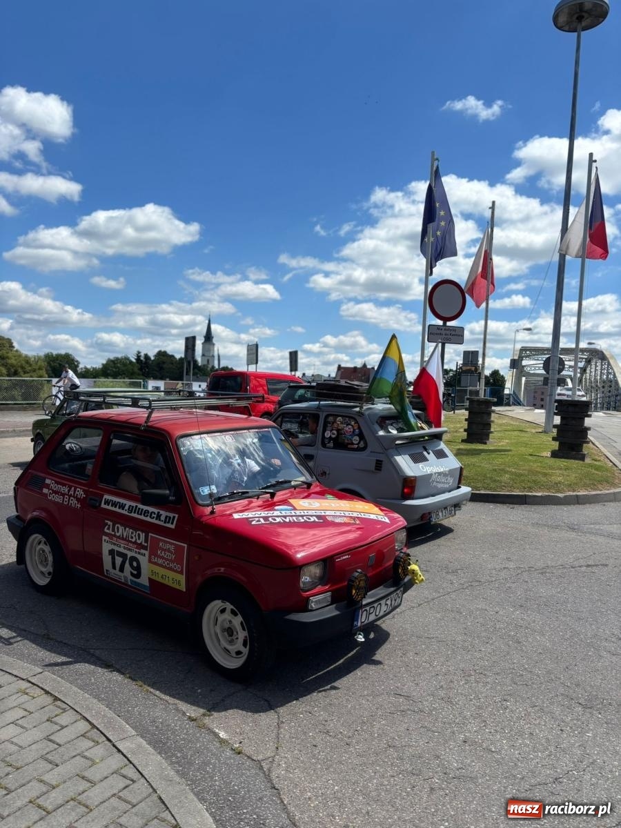Zdjęcie w galerii na portalu naszraciborz.pl: XVI Międzynarodowy Zlot Pojazdów Zabytkowych w Zabełkowie [FOTO i WIDEO] wiadomości z regionu