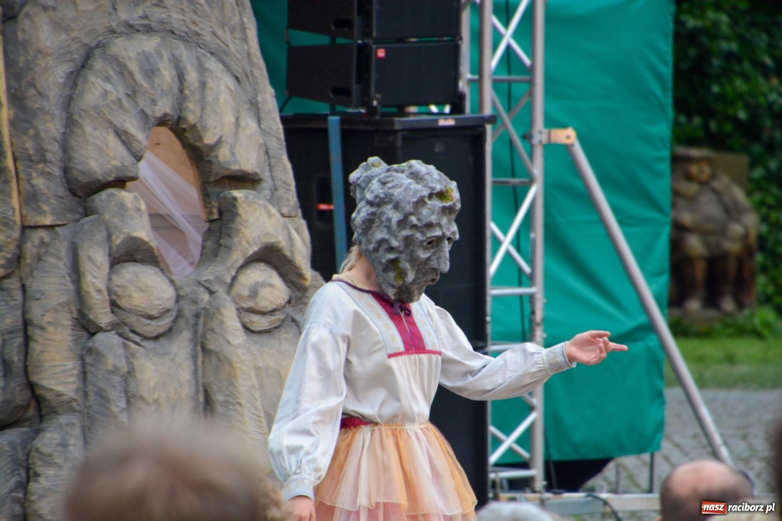 Zdjęcie w galerii na portalu naszraciborz.pl: Noc teatru i ognia na Zamku Piastowskim w Raciborzu [FOTO i WIDEO] wiadomości z regionu