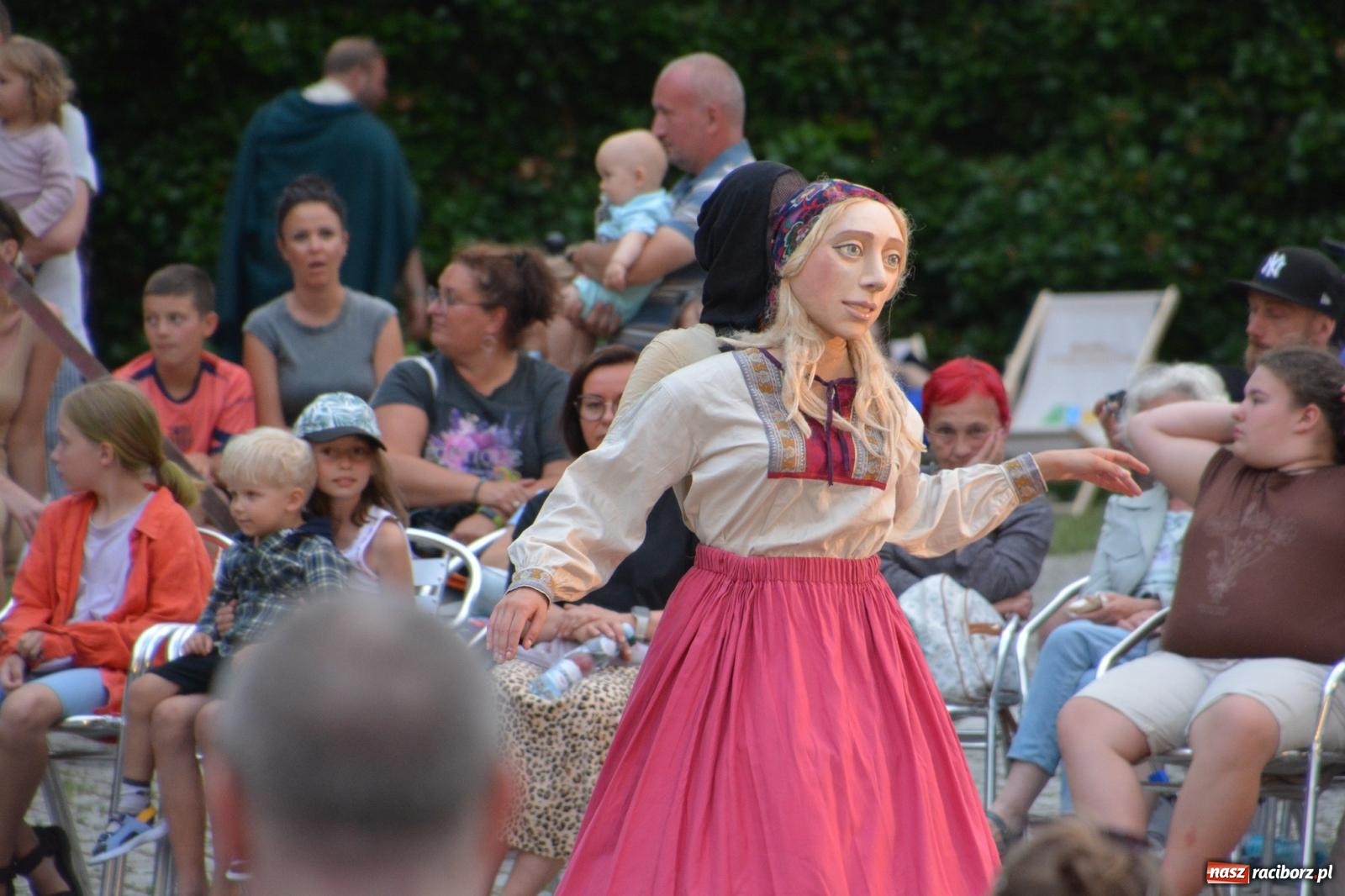 Zdjęcie w galerii na portalu naszraciborz.pl: Noc teatru i ognia na Zamku Piastowskim w Raciborzu [FOTO i WIDEO] wiadomości z regionu