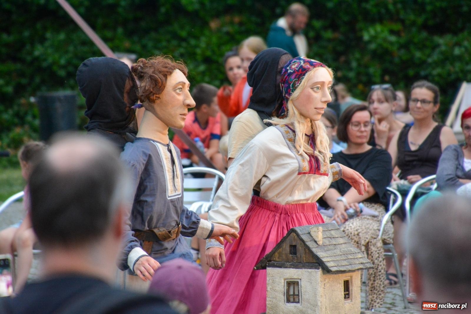 Zdjęcie w galerii na portalu naszraciborz.pl: Noc teatru i ognia na Zamku Piastowskim w Raciborzu [FOTO i WIDEO] wiadomości z regionu