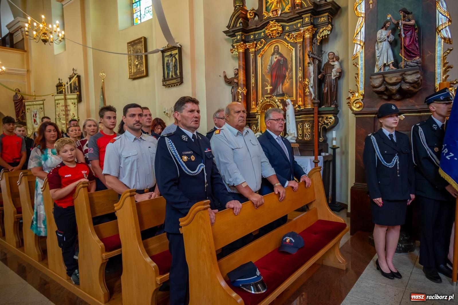 Zdjęcie w galerii na portalu naszraciborz.pl: 120 lat służby Bogu na chwałę, ludziom na ratunek. Jubileusz OSP Bieńkowice [FOTO i WIDEO] wiadomości z regionu