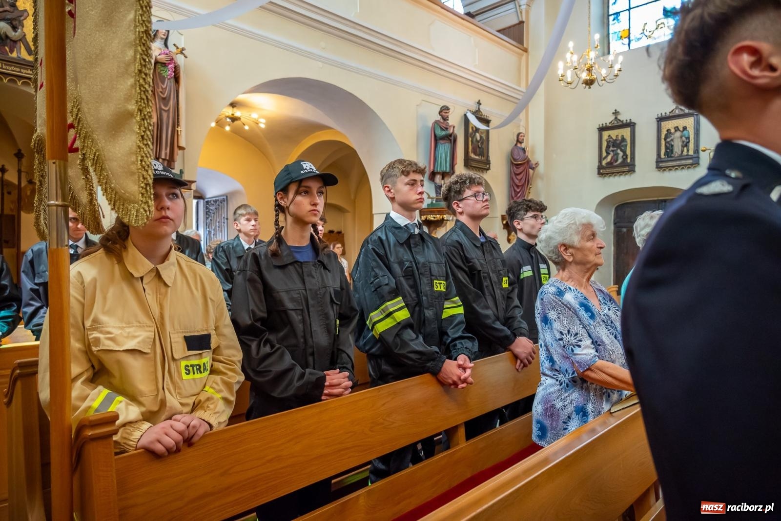 Zdjęcie w galerii na portalu naszraciborz.pl: 120 lat służby Bogu na chwałę, ludziom na ratunek. Jubileusz OSP Bieńkowice [FOTO i WIDEO] wiadomości z regionu