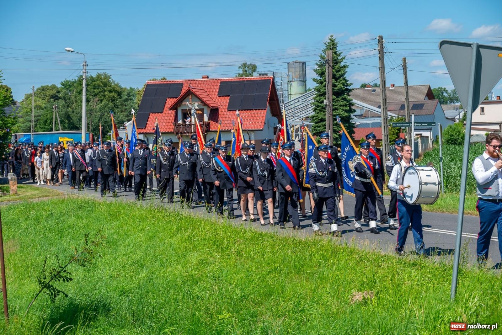 Zdjęcie w galerii na portalu naszraciborz.pl: 120 lat służby Bogu na chwałę, ludziom na ratunek. Jubileusz OSP Bieńkowice [FOTO i WIDEO] wiadomości z regionu