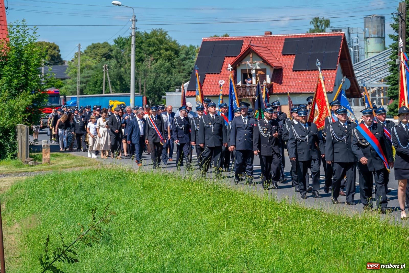 Zdjęcie w galerii na portalu naszraciborz.pl: 120 lat służby Bogu na chwałę, ludziom na ratunek. Jubileusz OSP Bieńkowice [FOTO i WIDEO] wiadomości z regionu