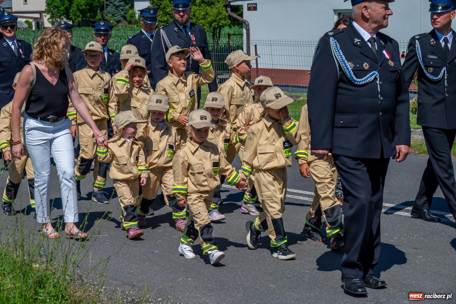 Zdjęcie w galerii na portalu naszraciborz.pl: 120 lat służby Bogu na chwałę, ludziom na ratunek. Jubileusz OSP Bieńkowice [FOTO i WIDEO] wiadomości z regionu