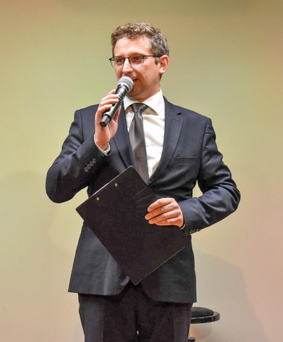 Zdjęcie w galerii na portalu naszraciborz.pl: Muzyczny finał roku szkolnego. Uczniowie Fulnart z koncertem na Zamku Piastowskim wiadomości z regionu